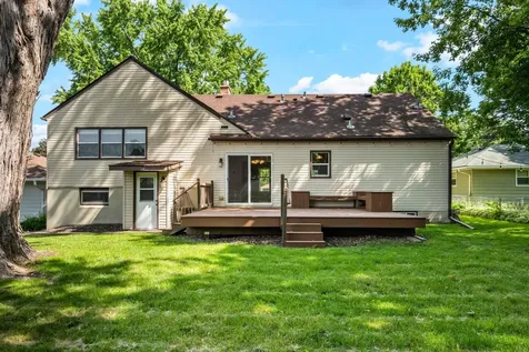 2800 32nd Avenue NE Saint Anthony MN 55418