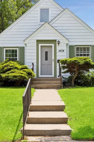 1434 Scheffer Avenue Saint Paul MN 55116