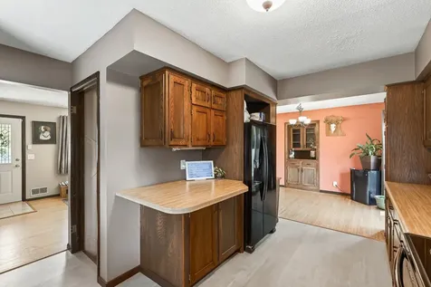 6206 47th Avenue N Crystal MN 55422