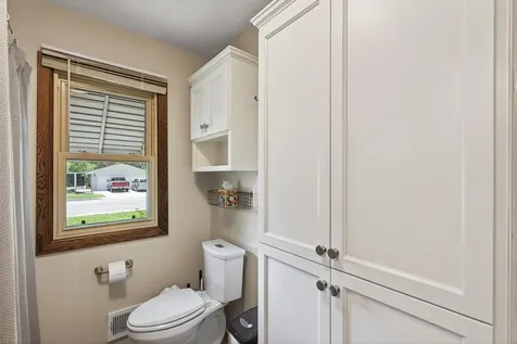 6206 47th Avenue N Crystal MN 55422