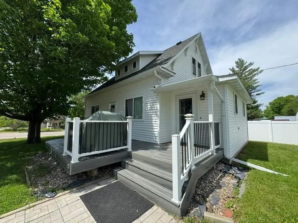 114 Central Avenue S Bertha MN 56437
