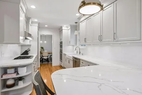4919 Bruce Avenue Edina MN 55424