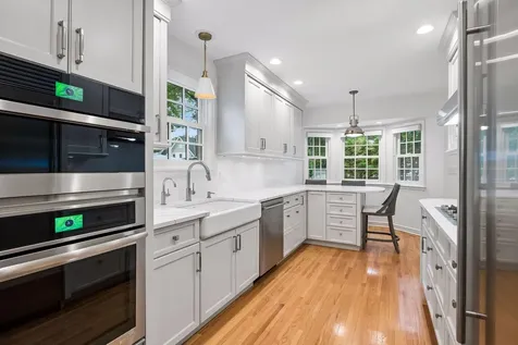 4919 Bruce Avenue Edina MN 55424