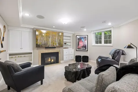 4919 Bruce Avenue Edina MN 55424