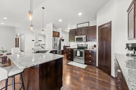 3977 49th Avenue S Fargo ND 58104