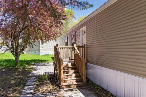 175 Highview Circle Watertown MN 55388
