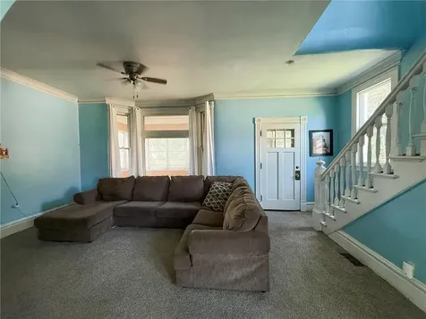 989 Conway Street Saint Paul MN 55106