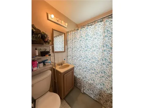 989 Conway Street Saint Paul MN 55106