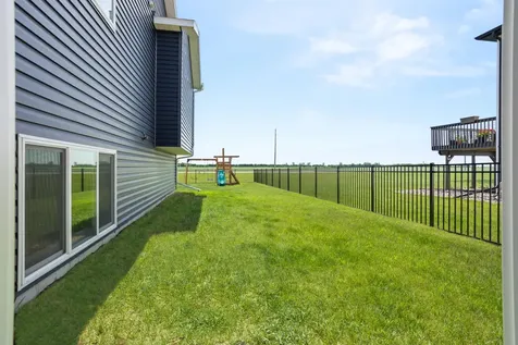 1714 75th Avenue S Fargo ND 58104