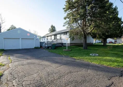 2503 Springvale Road Duluth MN 55811