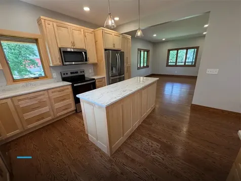 831 2nd Street SW Glenville MN 56036
