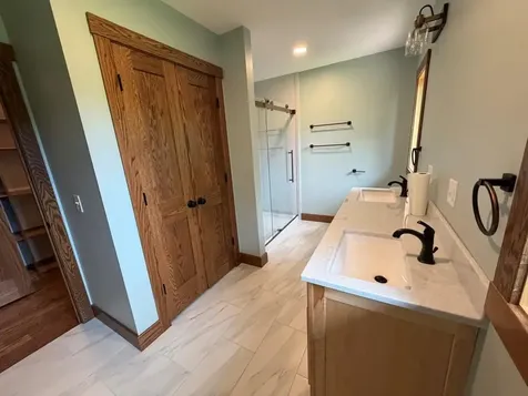 831 2nd Street SW Glenville MN 56036