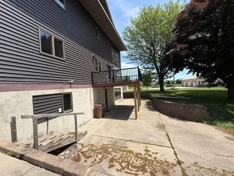 831 2nd Street SW Glenville MN 56036