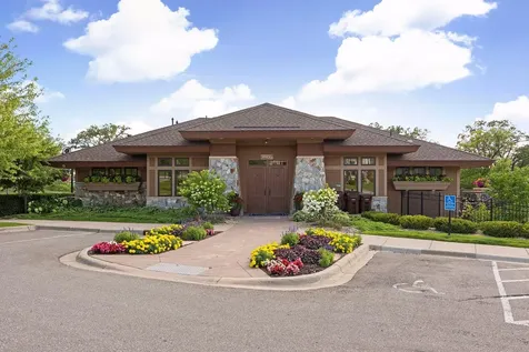 8736 Lake Riley Drive Chanhassen MN 55317