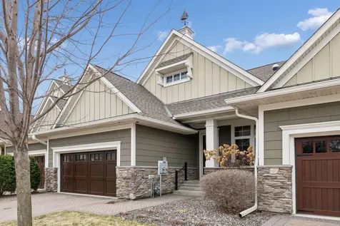 8736 Lake Riley Drive Chanhassen MN 55317