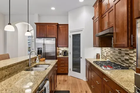 8736 Lake Riley Drive Chanhassen MN 55317