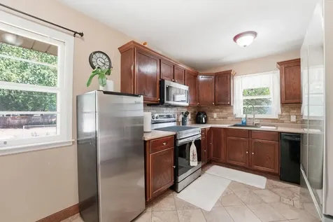 5012 Russell Avenue N Minneapolis MN 55430