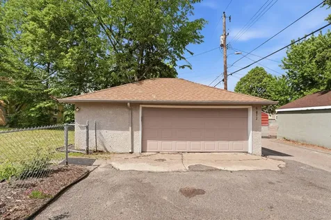 5012 Russell Avenue N Minneapolis MN 55430