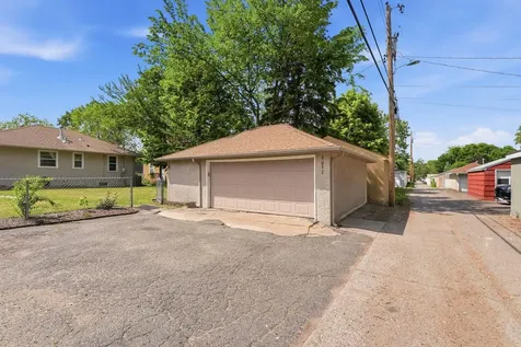 5012 Russell Avenue N Minneapolis MN 55430