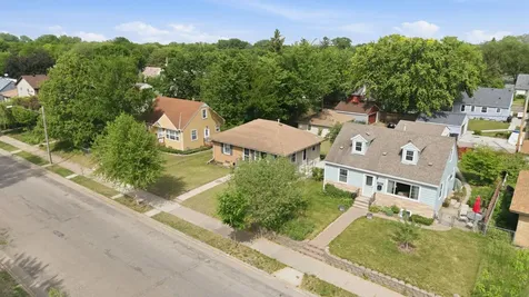 5012 Russell Avenue N Minneapolis MN 55430