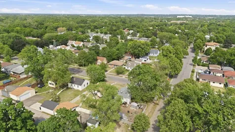 5012 Russell Avenue N Minneapolis MN 55430