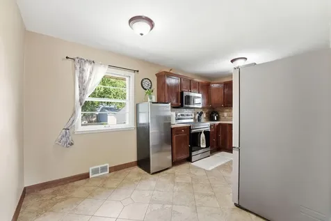 5012 Russell Avenue N Minneapolis MN 55430