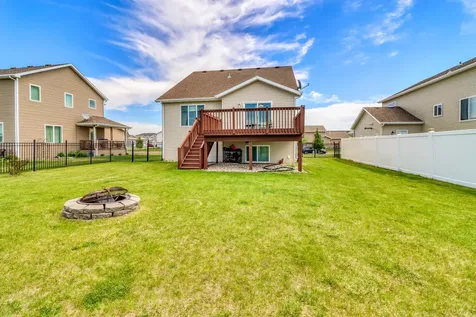 5543 27th Street S Fargo ND 58104