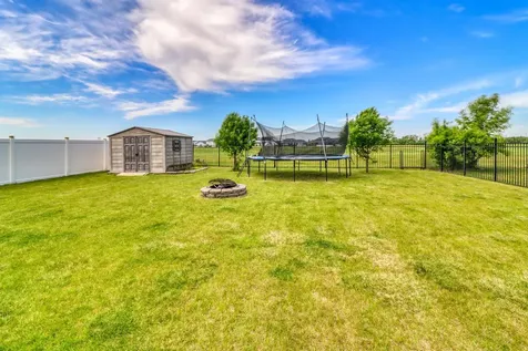 5543 27th Street S Fargo ND 58104