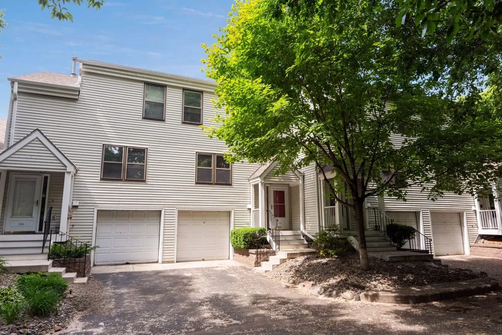 244 3rd Avenue NE Minneapolis MN 55413
