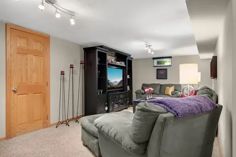 117 91st Lane NE Blaine MN 55434