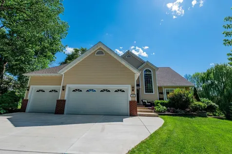 375 Bohlken Drive Hastings MN 55033