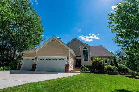 375 Bohlken Drive Hastings MN 55033