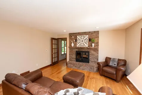 375 Bohlken Drive Hastings MN 55033