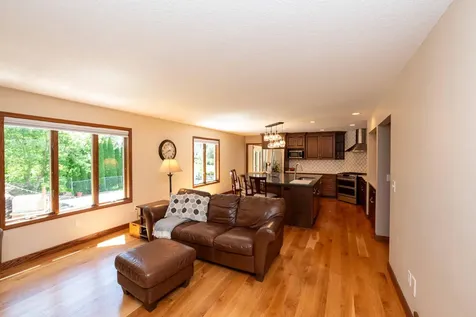375 Bohlken Drive Hastings MN 55033