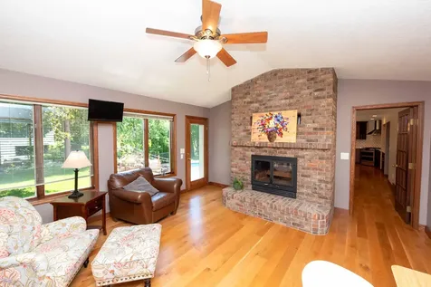 375 Bohlken Drive Hastings MN 55033