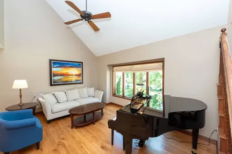 375 Bohlken Drive Hastings MN 55033