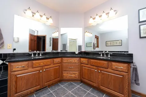 375 Bohlken Drive Hastings MN 55033
