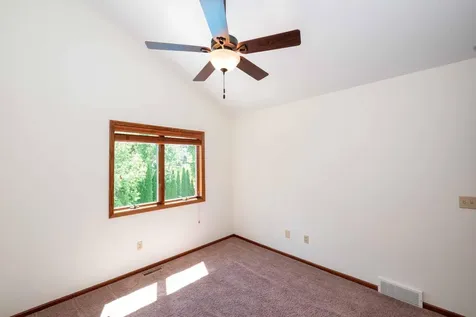 375 Bohlken Drive Hastings MN 55033