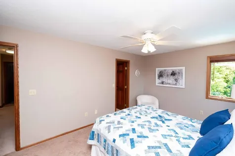 375 Bohlken Drive Hastings MN 55033