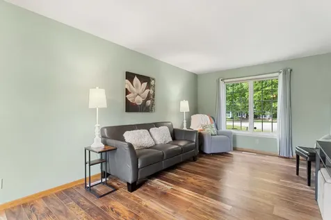 864 Winterberry Court Woodbury MN 55125