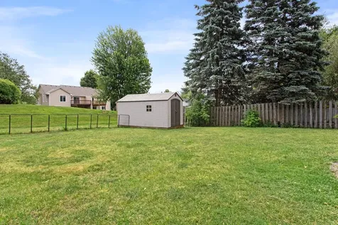 864 Winterberry Court Woodbury MN 55125