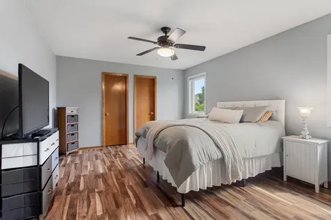 864 Winterberry Court Woodbury MN 55125