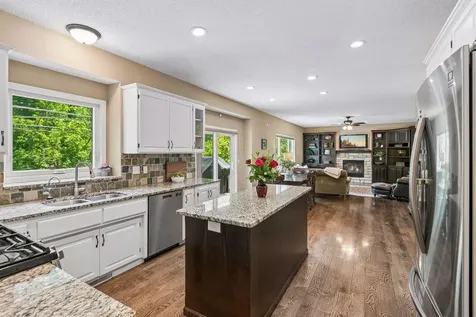 9176 Tewsbury Gate N Maple Grove MN 55311