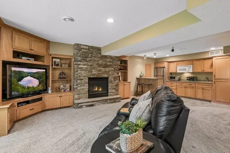 9176 Tewsbury Gate N Maple Grove MN 55311