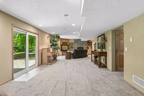 9176 Tewsbury Gate N Maple Grove MN 55311