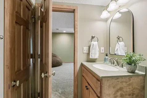 9176 Tewsbury Gate N Maple Grove MN 55311
