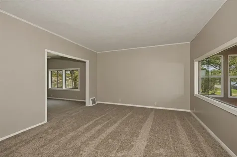 5319 E 3rd Street Superior WI 54880