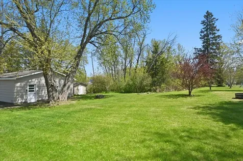 5319 E 3rd Street Superior WI 54880
