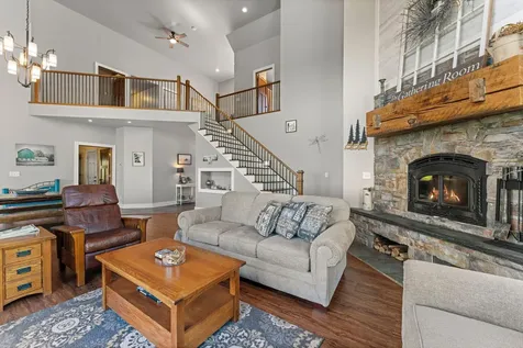 685 Cuttingwood Road Two Harbors MN 55616