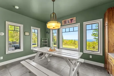 685 Cuttingwood Road Two Harbors MN 55616